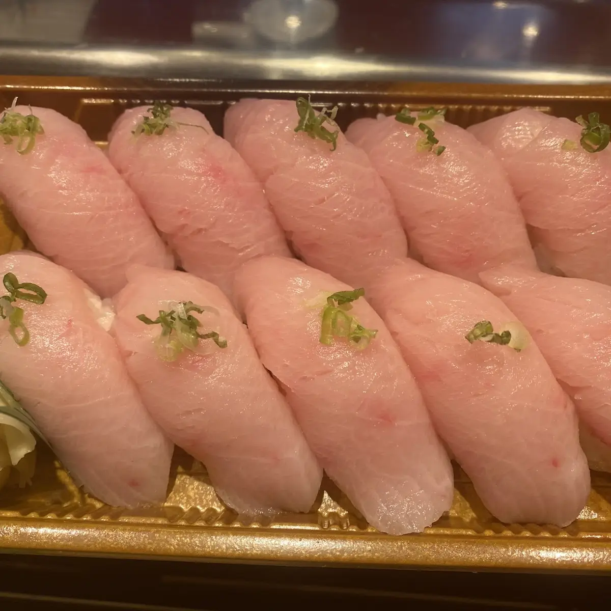 Hamachi Sashimi