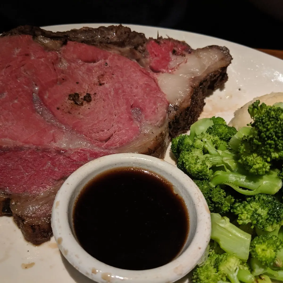 Prime Rib with Broccoli and Mashed Potatoes