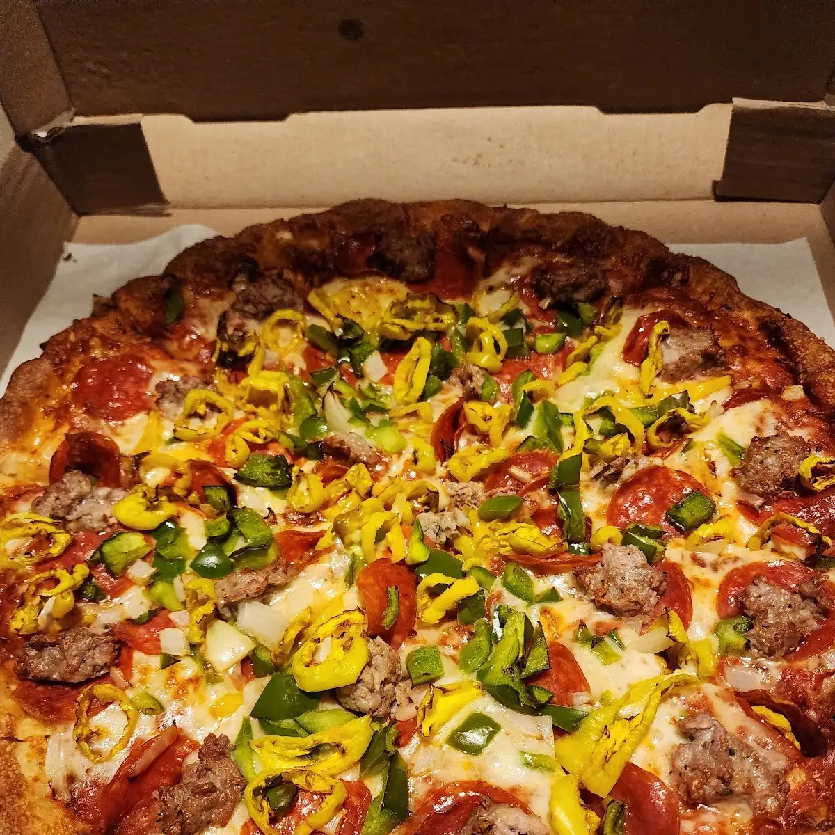 Deluxe Pizza