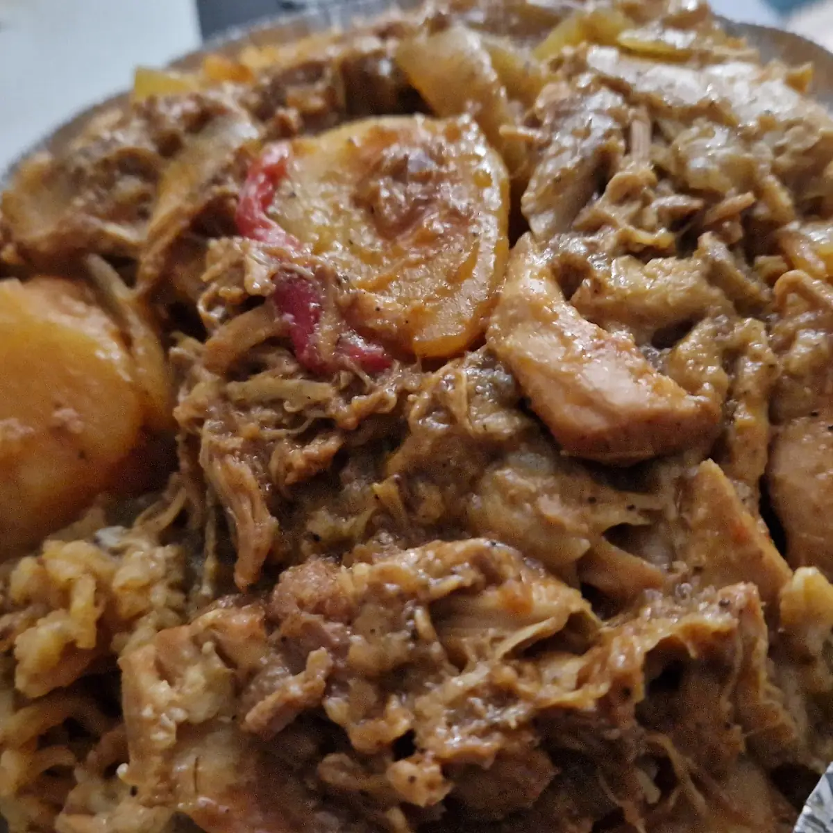 Pollo En Salsa