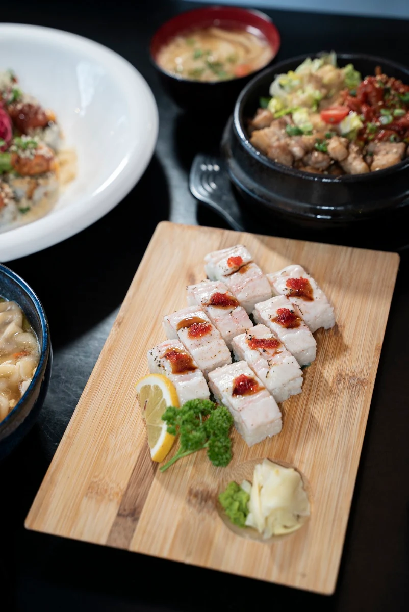 Hot Stone Mayo Donburi, iSushi Japanese & Korean Restaurant