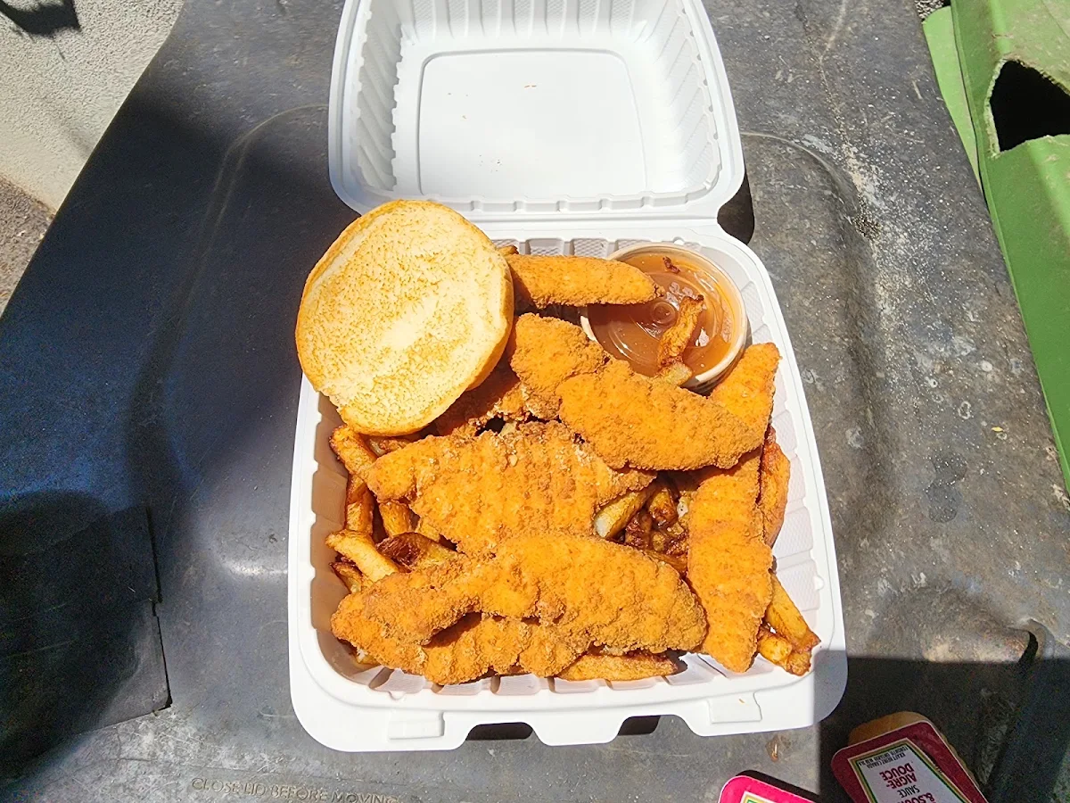 Doight De Poulet, Côte St Luc BBQ - NDG