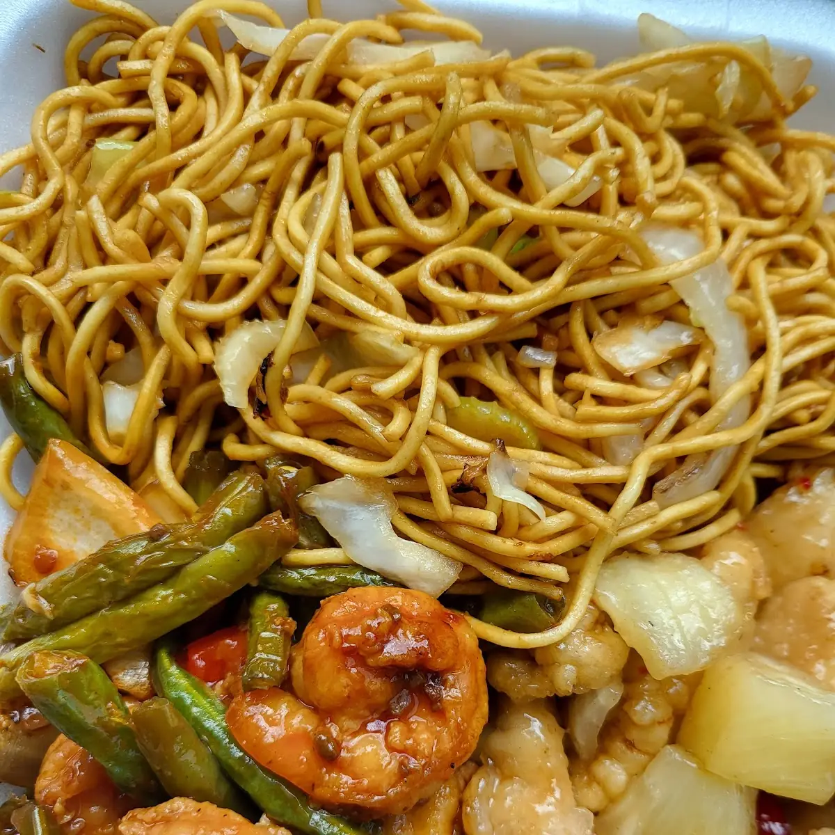Spicy Shrimp Chow Mein