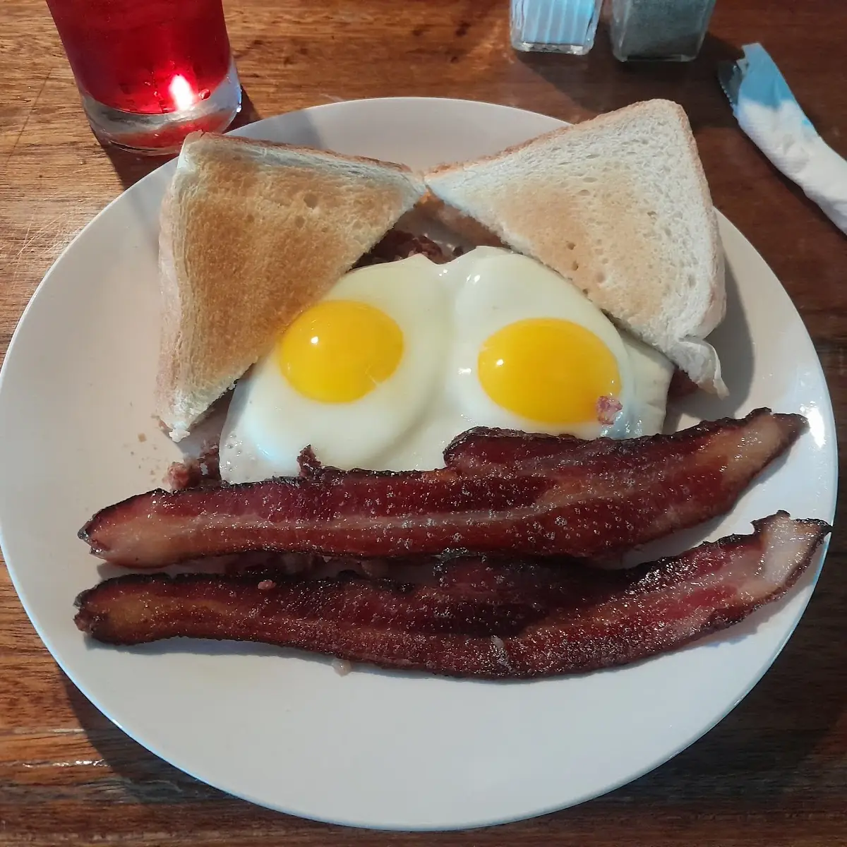 Corned Beef Hash Eggs Bacon Toast