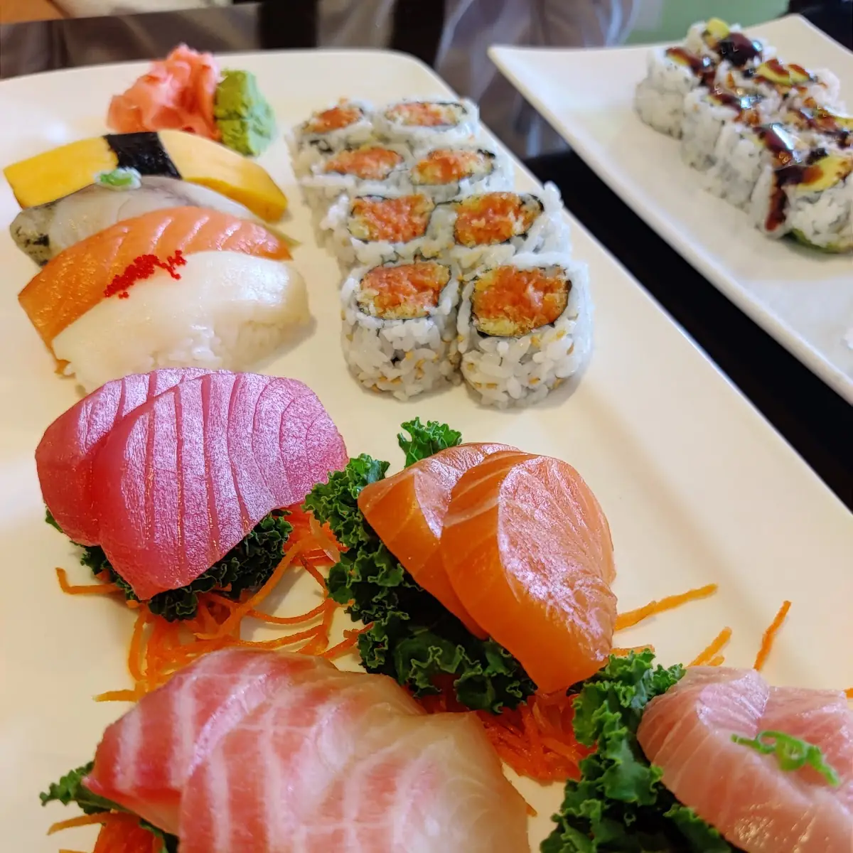 Sushi & Sashimi Combo