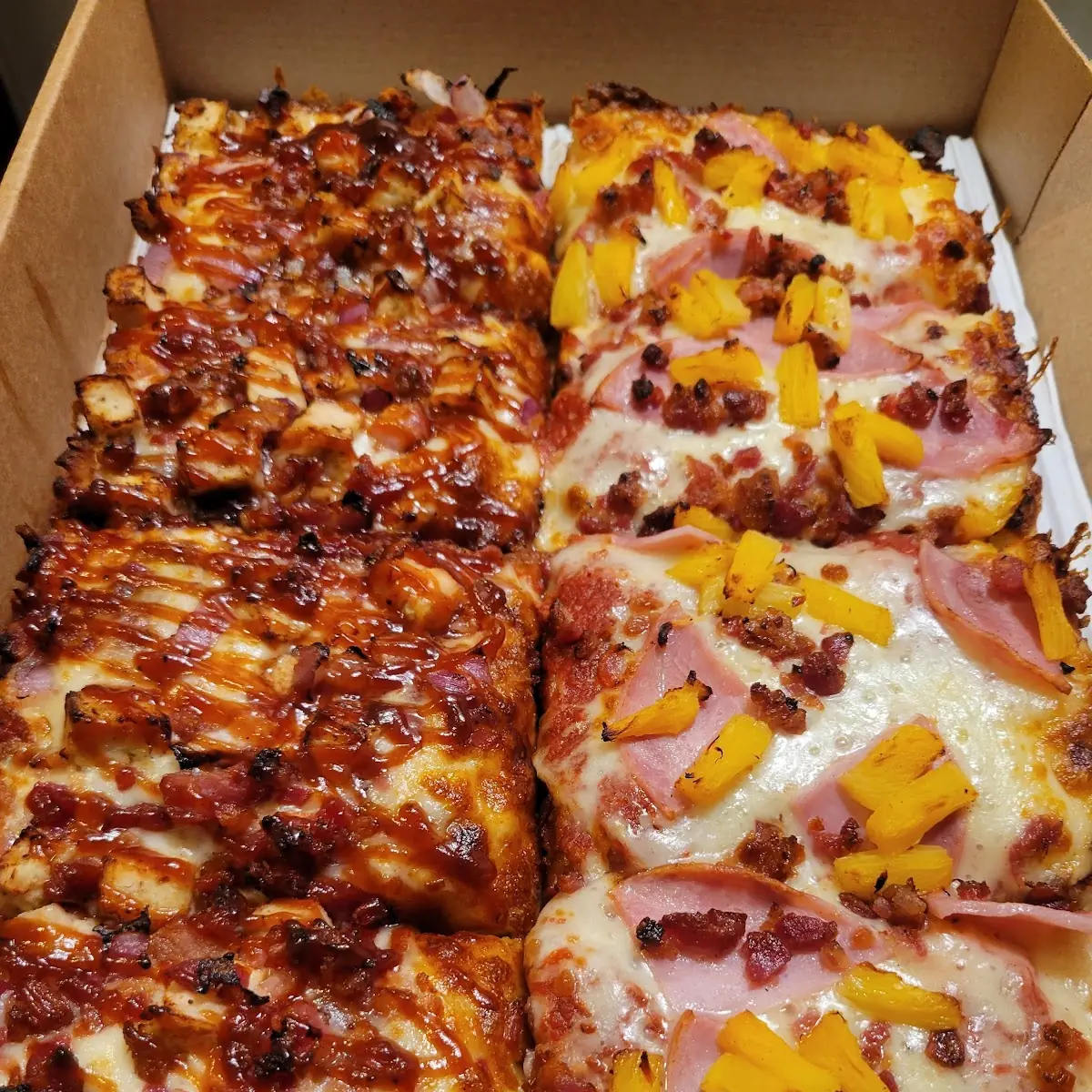 BBQ Chicken & Hawaiian Pizza