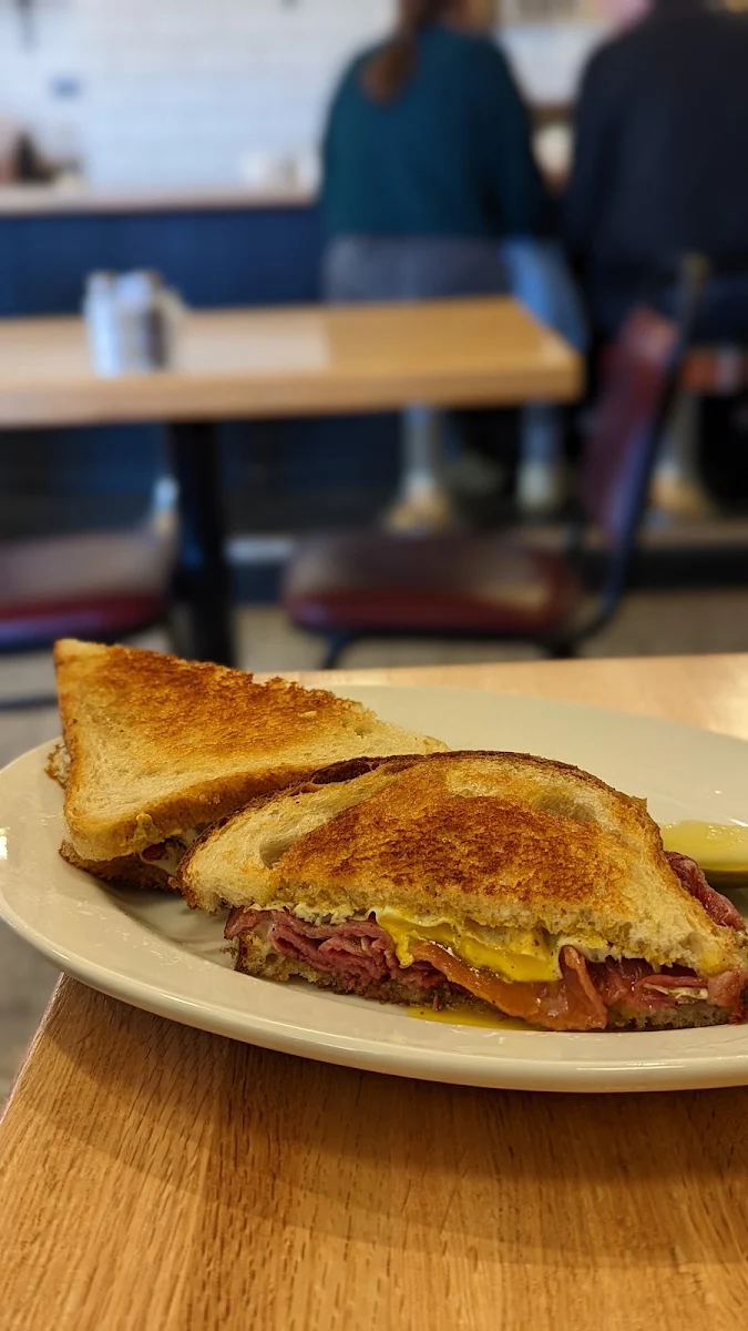 Brooklyn Breakfast Sandwich