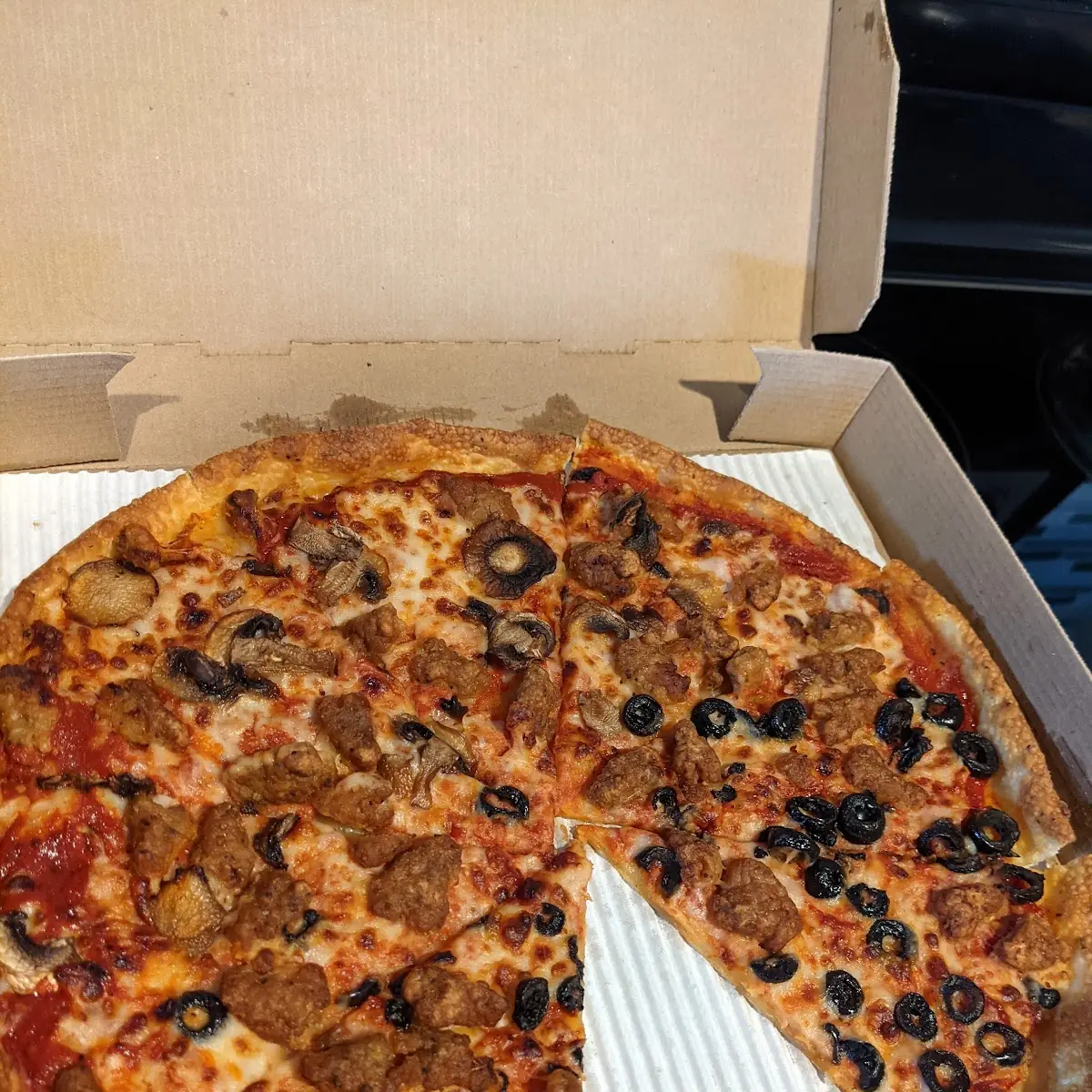 Mushroom and Olive Pizza