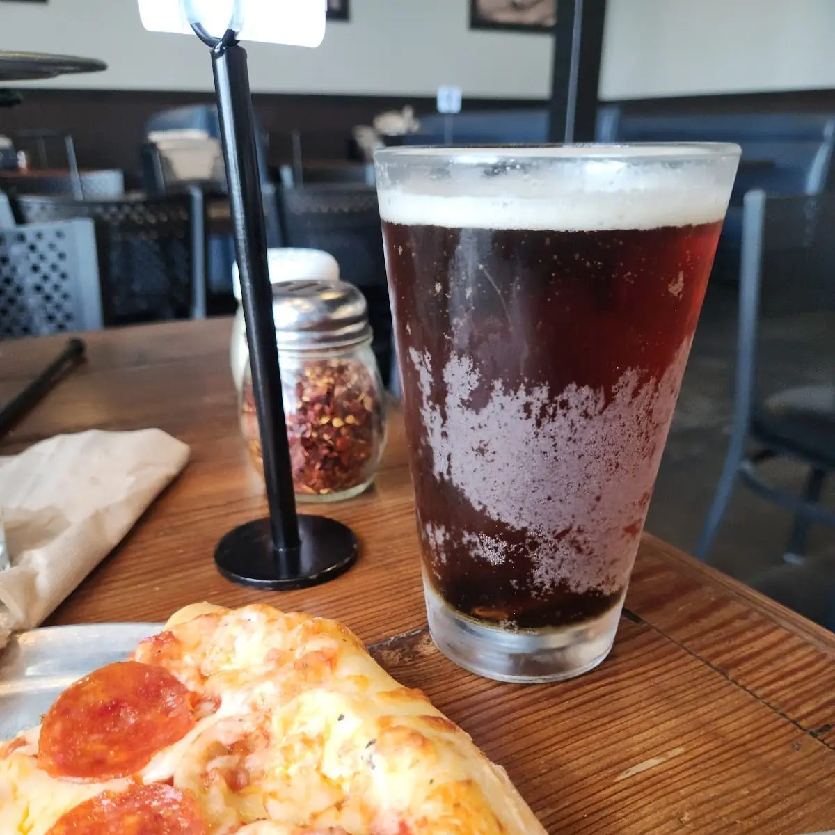 Lunch Special - 10 BYO Pizza & Drink