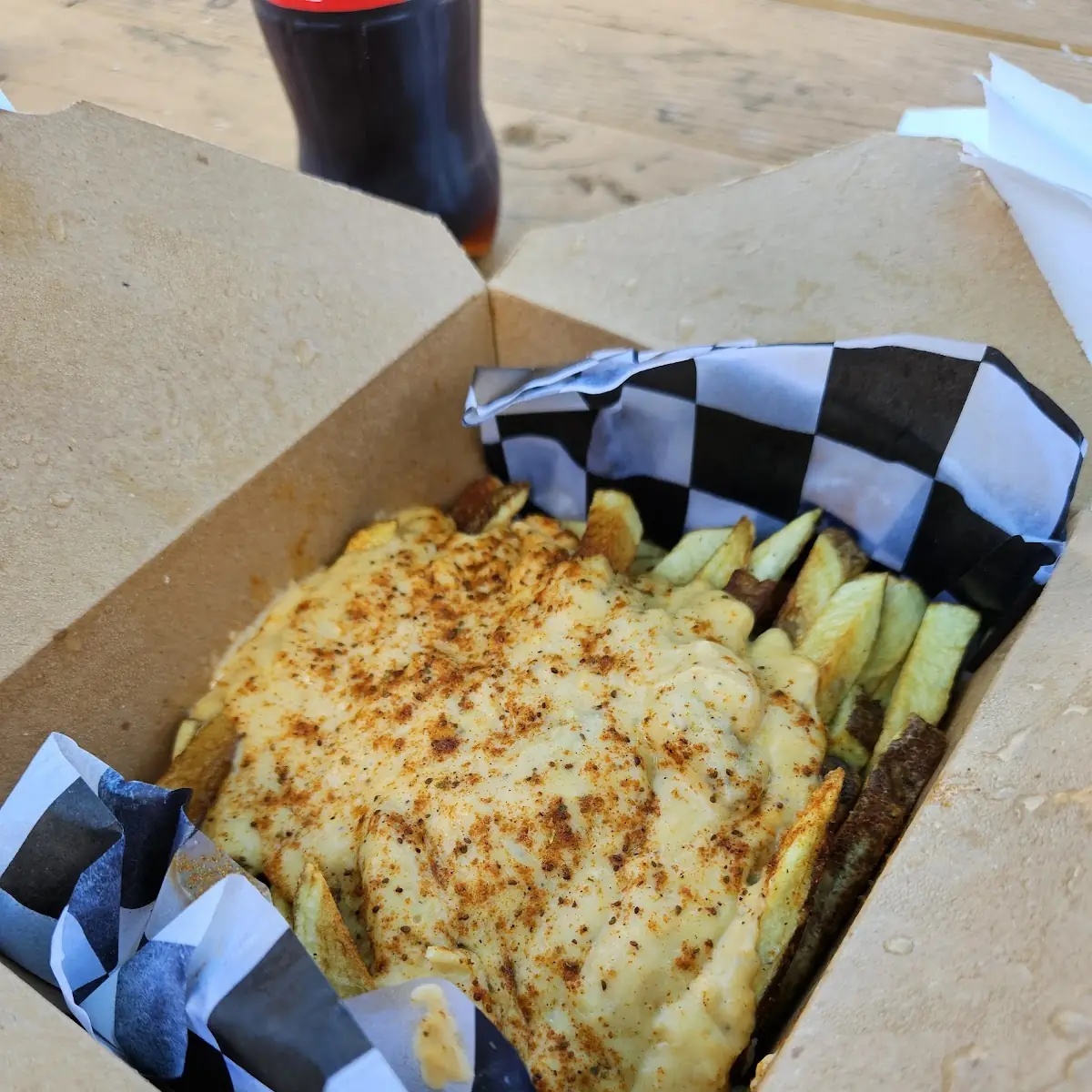 Crabby Cheese Fries
