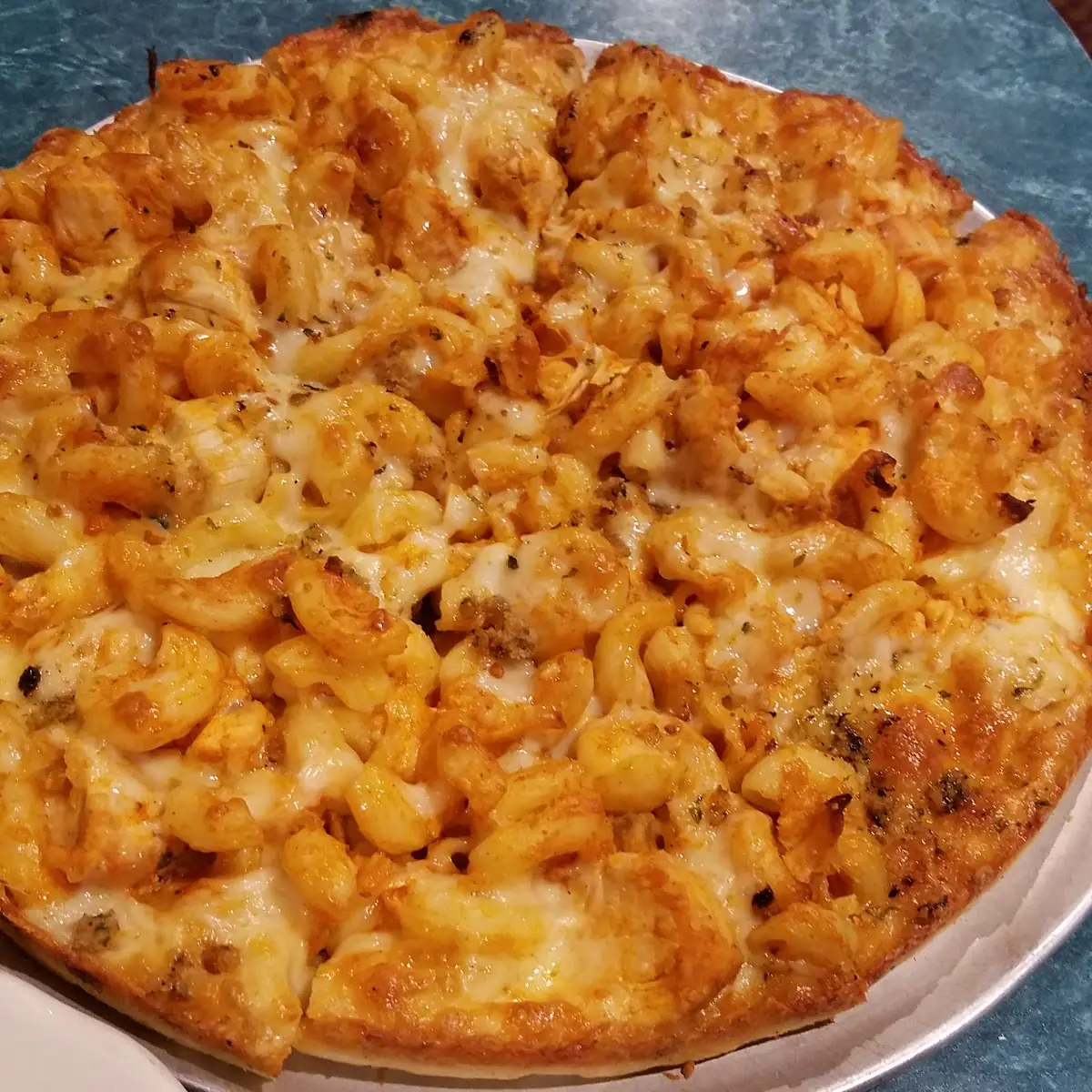 Buffalo Chicken Mac & Cheese Pizza