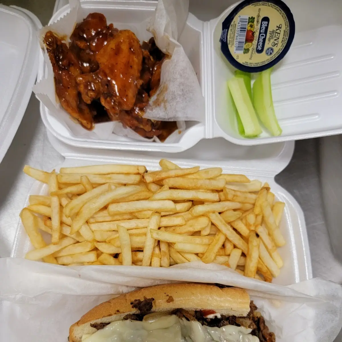 Philly Cheesesteak Sandwich &BBQ Wings Combo