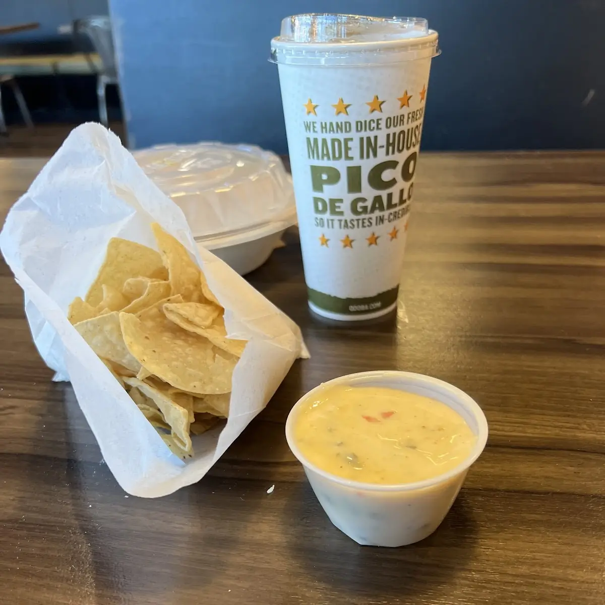 Chips & Queso