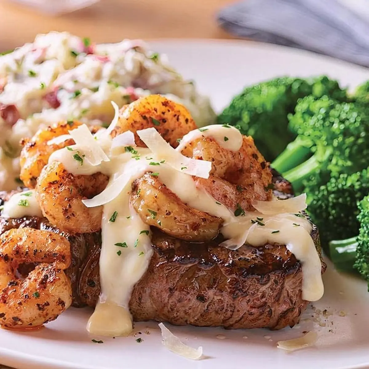 Grilled Steak Mashed Potatoes and Broccoli