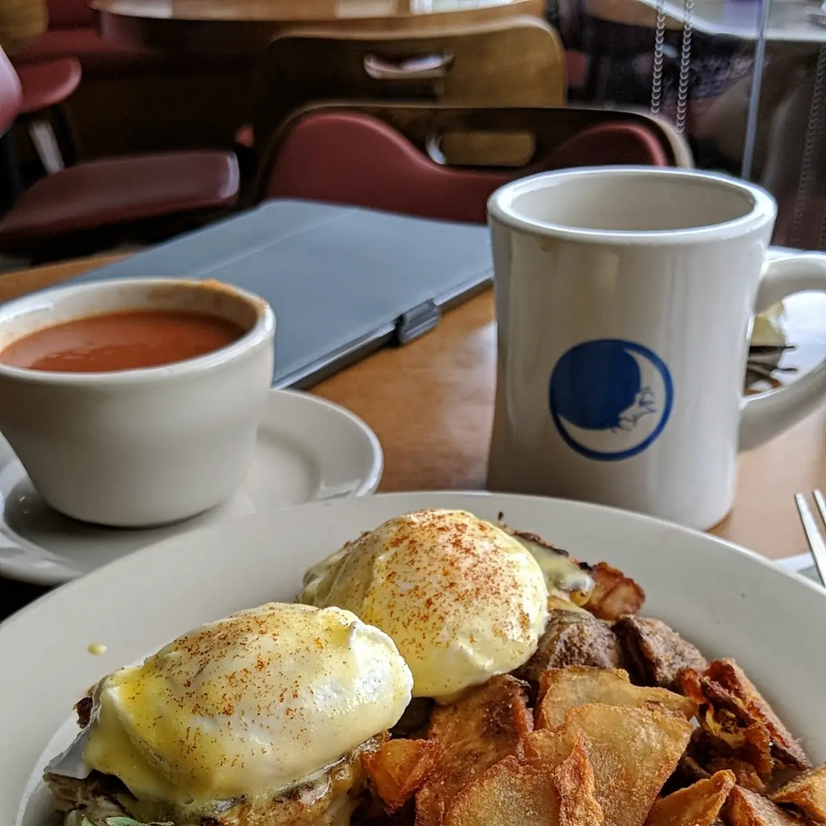 Crab Cake Benedict