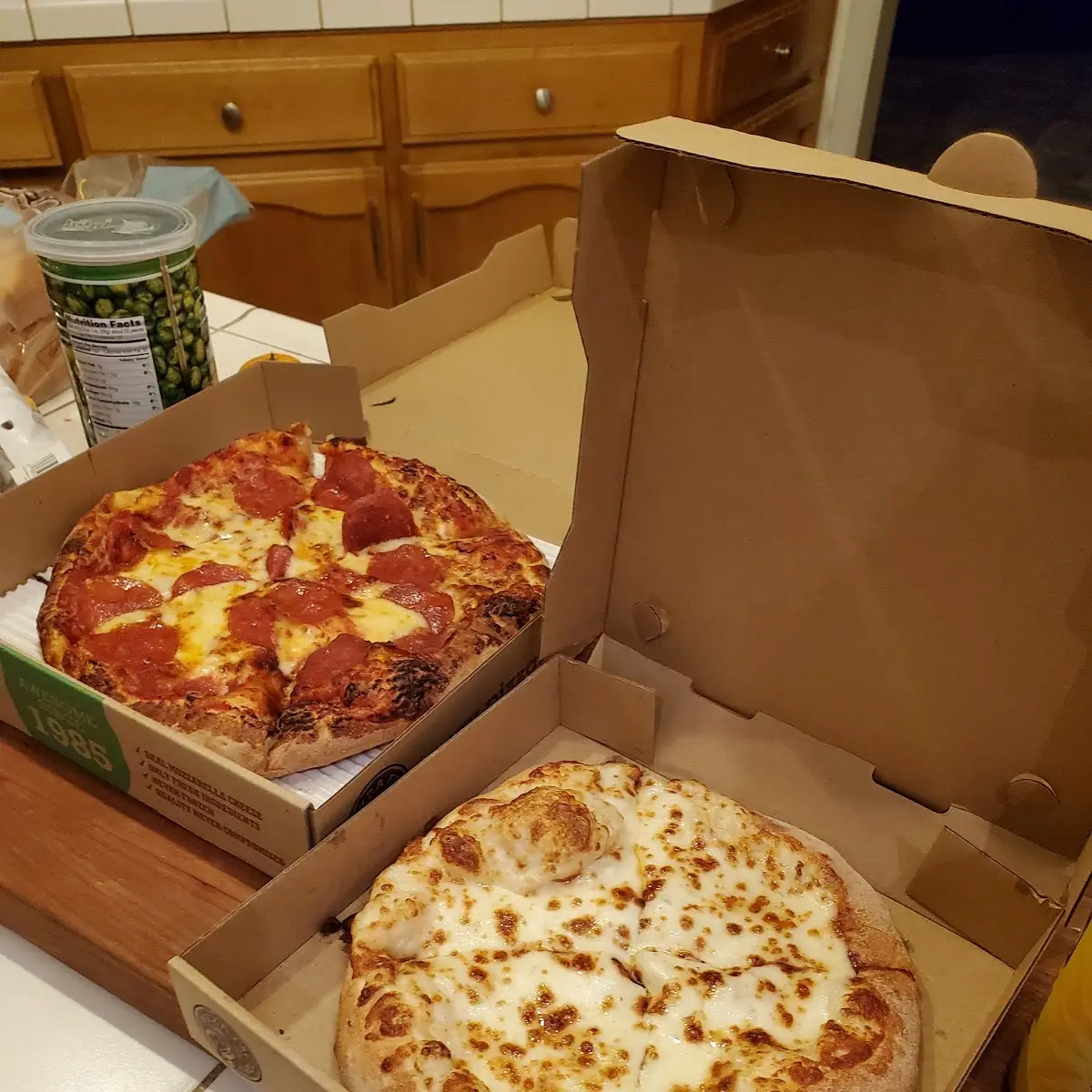 Mini Cheese Pizza with Alfredo Sauce