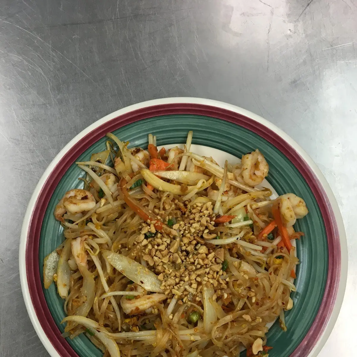 Food Tray - Chicken  Pad Thai