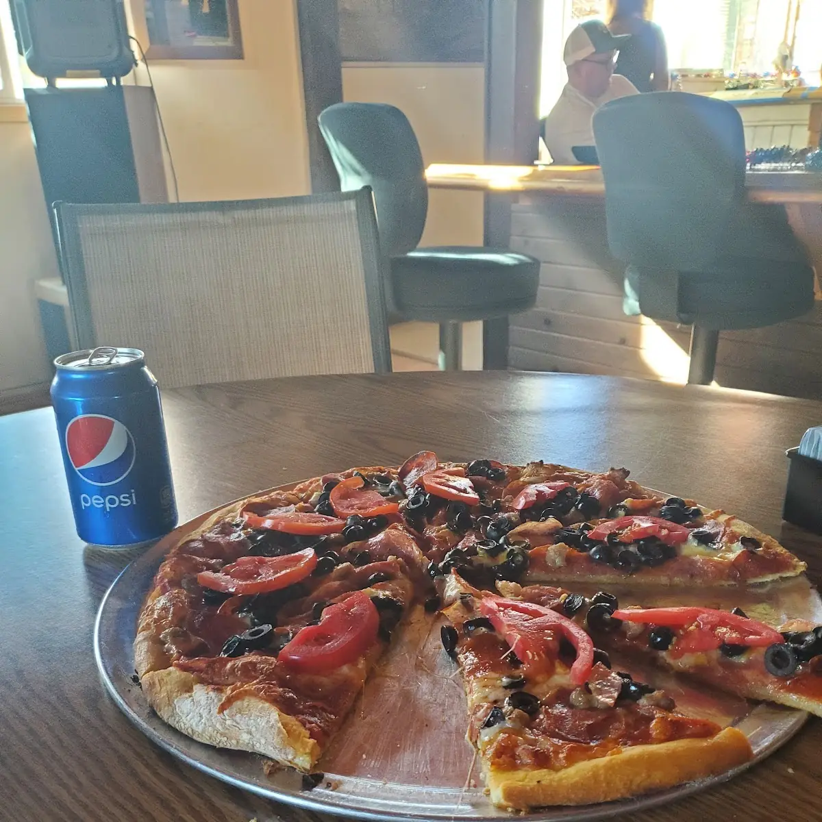 Large Pizza with Garden Fresh Tomatoes