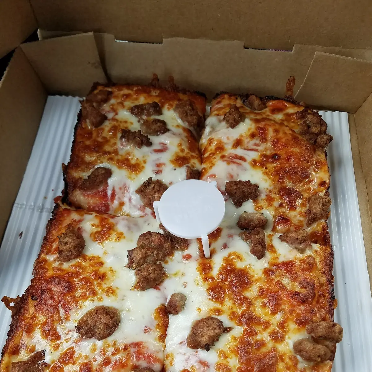 8 Corner Pizza