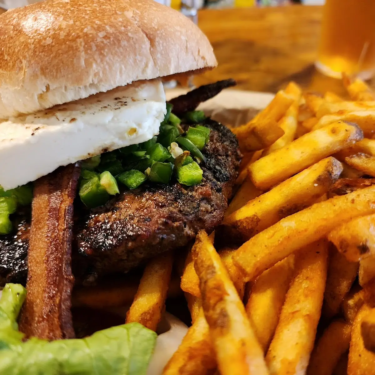 Jalapeño Poppers Burger