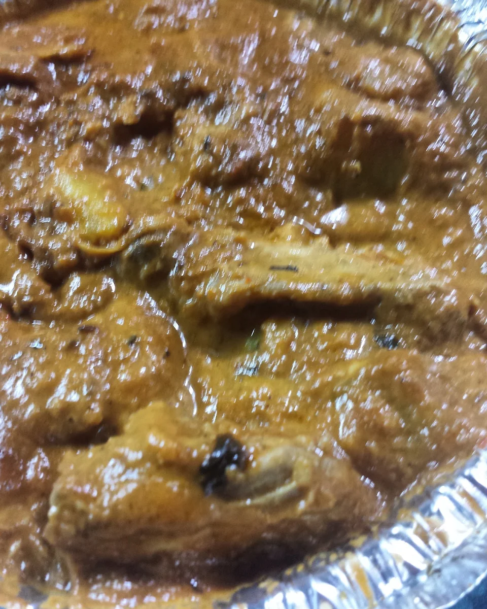 Chicken Vindaloo, Shandhar Hut Indian Cuisine - Downtown