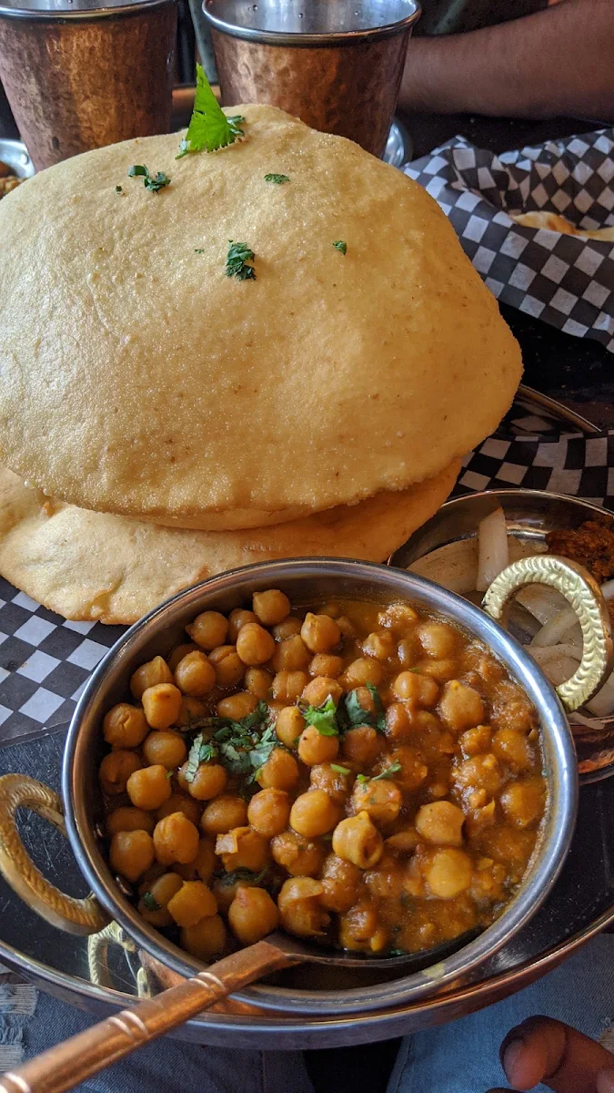 Chole Bhature, Shandhar Hut Indian Cuisine - Downtown