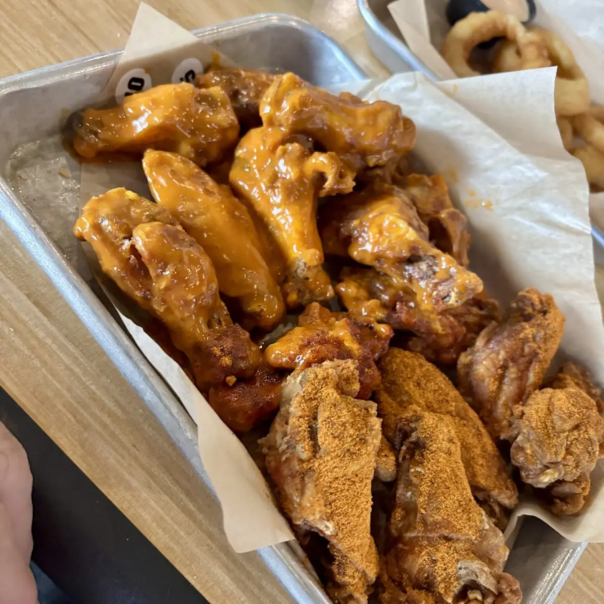 Medium Wings