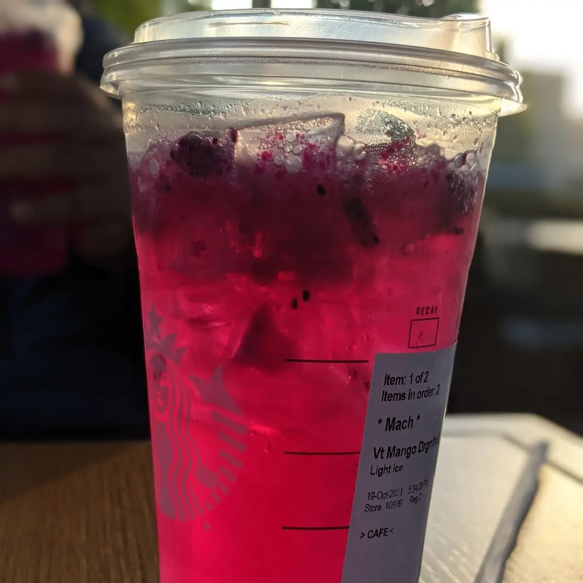 Mango Dragon Fruit Smoothies