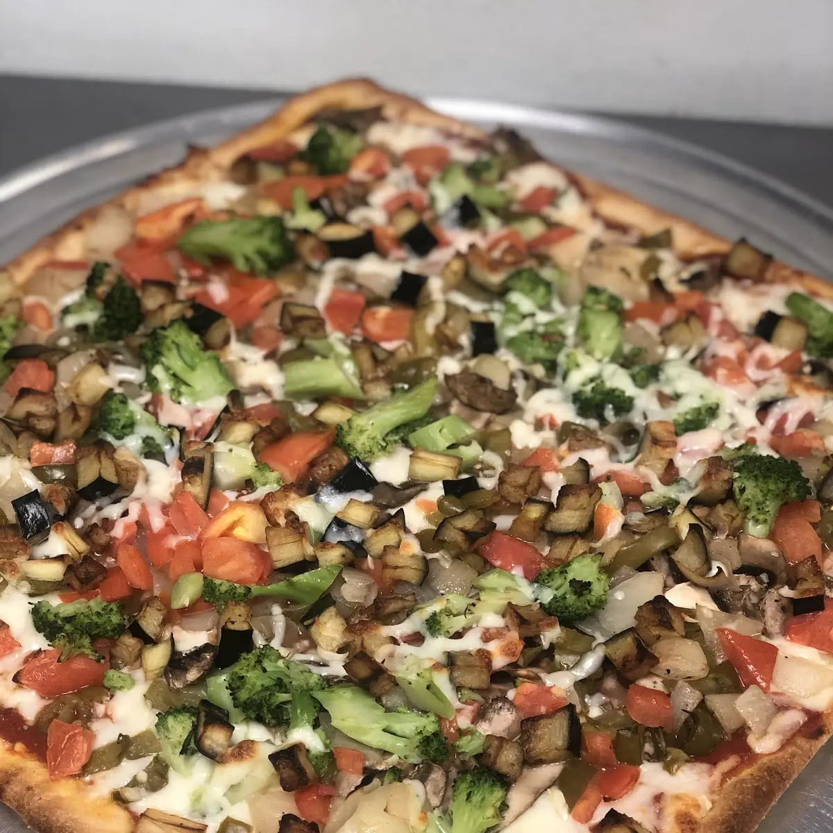 16'' Sicilian Style Veggie Pizza