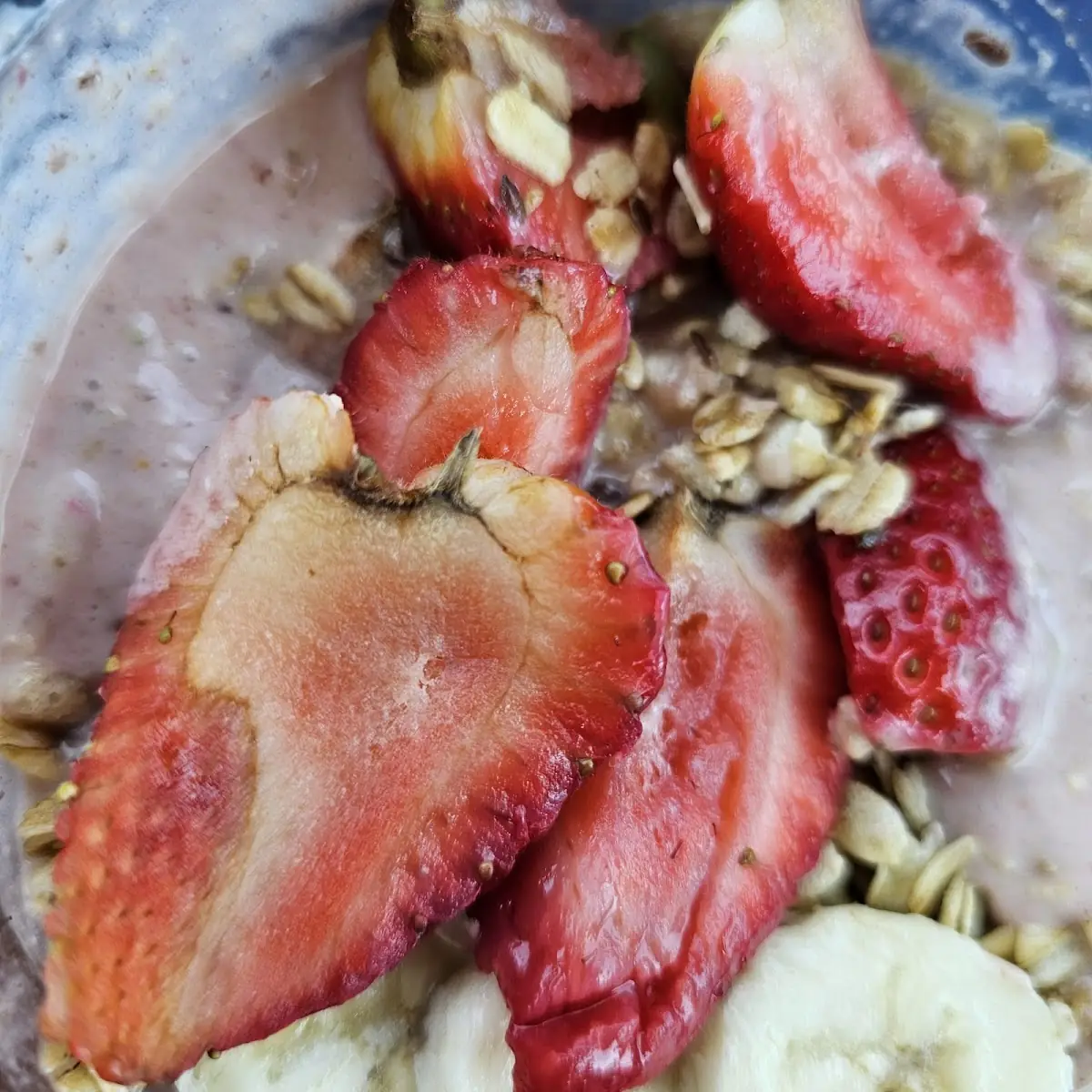 Strawberry Nutella & Coconut Oatmeal