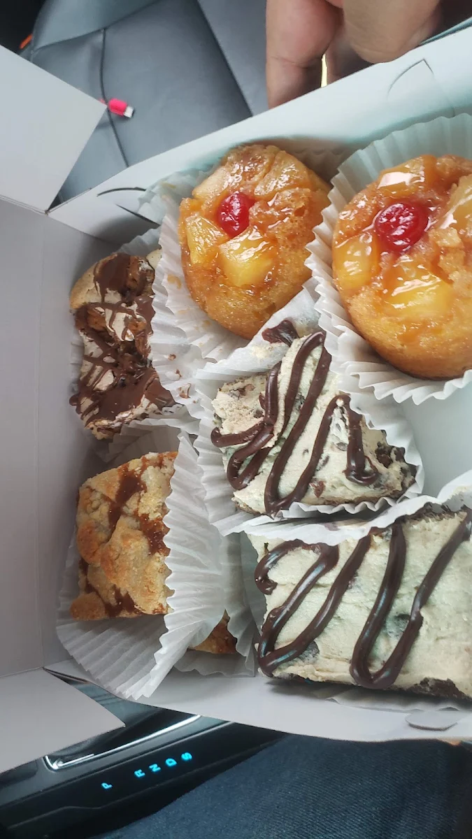 Dozen Cream Puffs