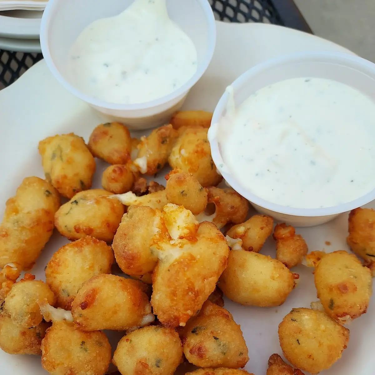 Garlic Cheese Curds