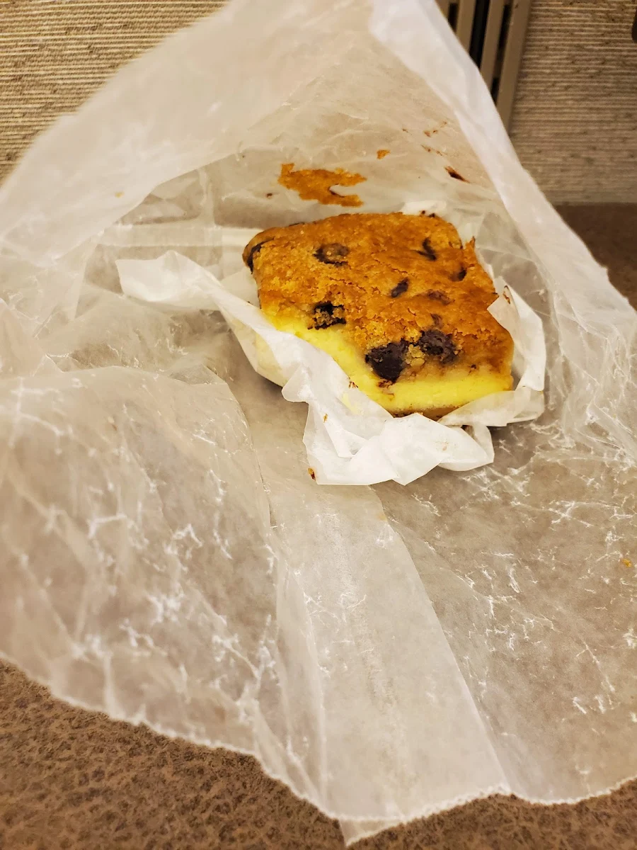 Chocolate Chip Cheesecake Bar