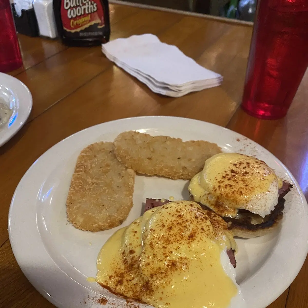 Ruski's Eggs Benedict