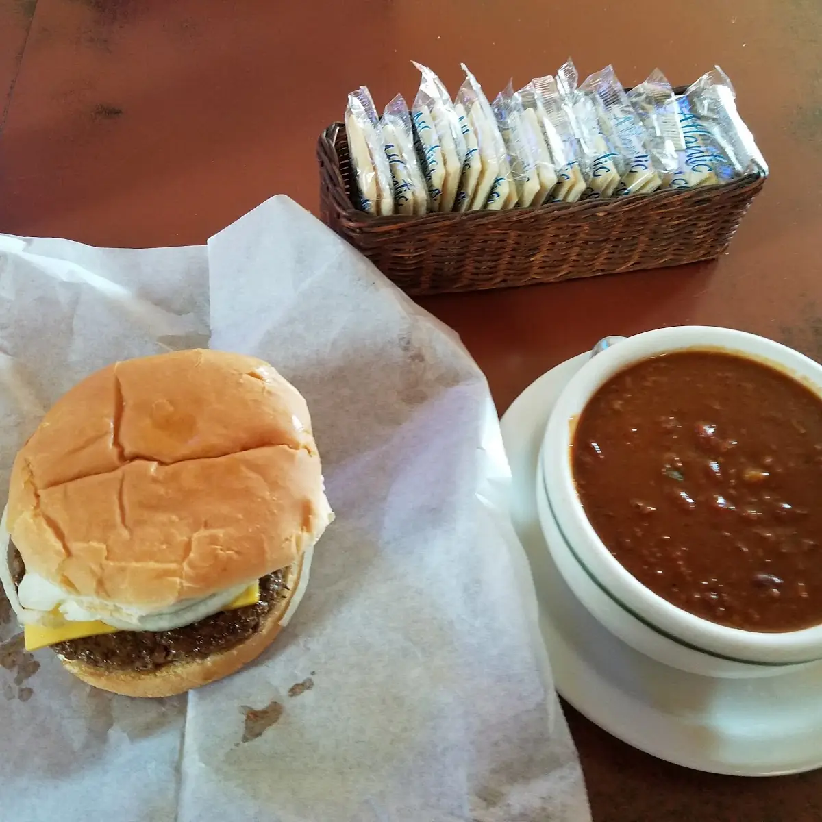 Cheese Burger and Chili