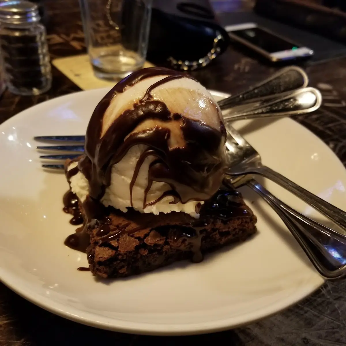 Chocolate Brownie Sundae VG