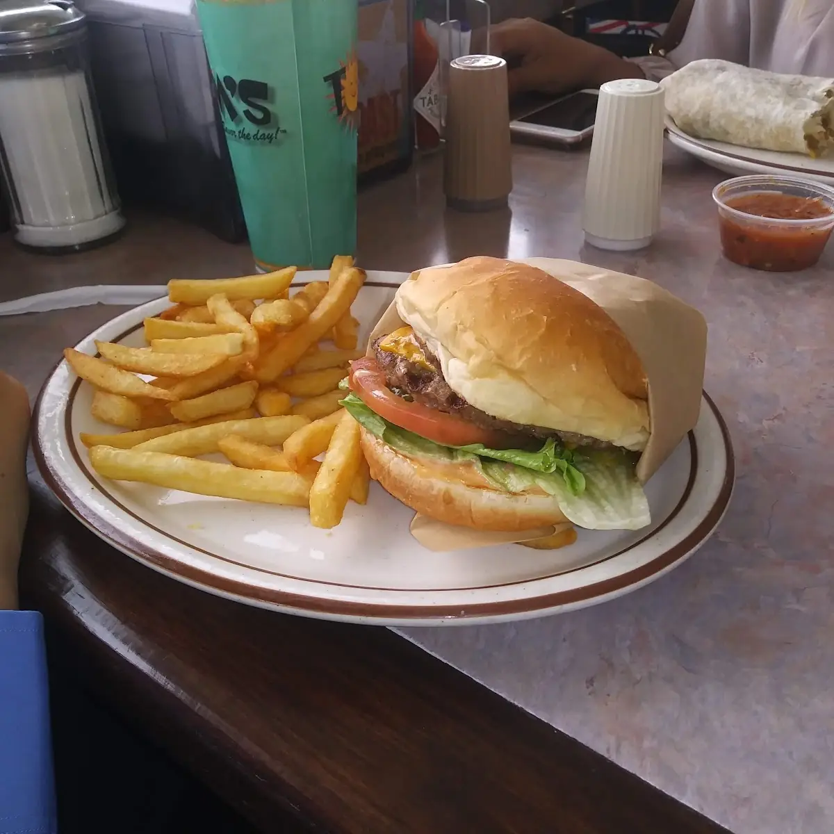 Cheeseburger Combo