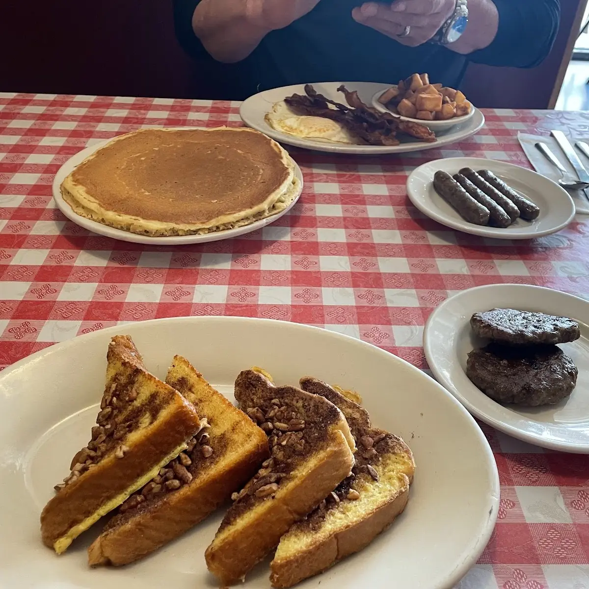 Cinnamon French Toast with Pecans