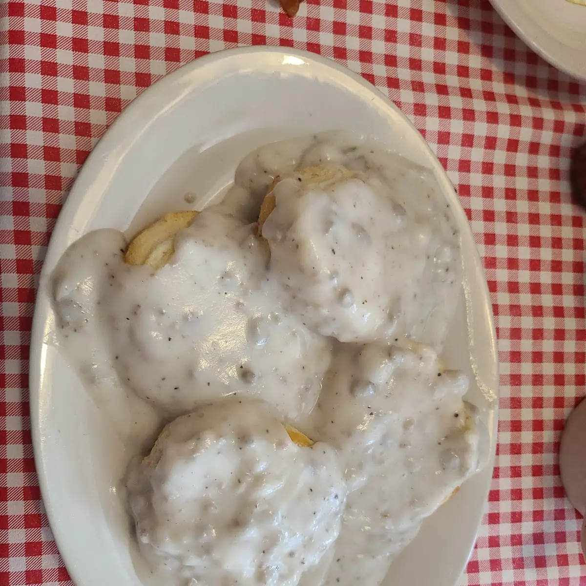 Sausage Gravy & Biscuits