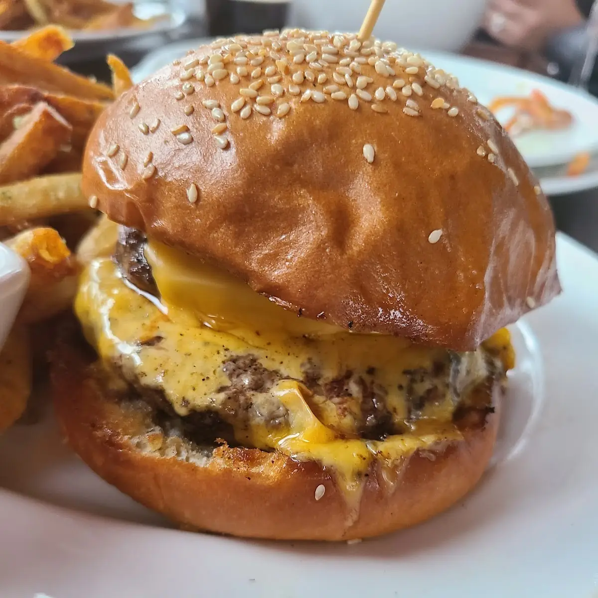Royal with Cheese Burger