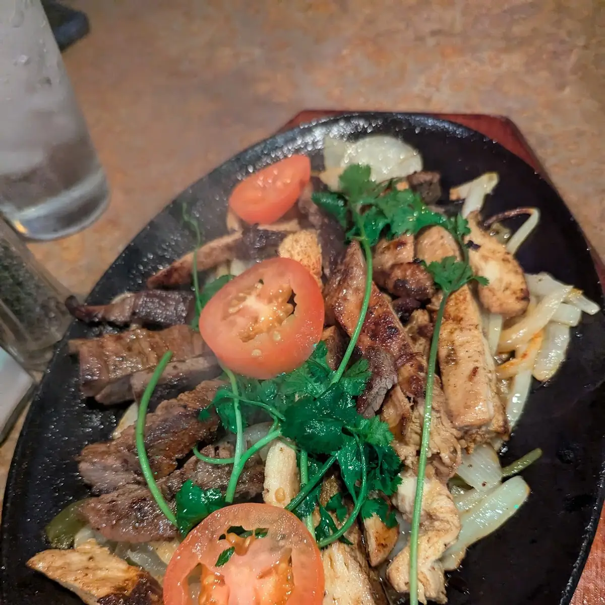 Fajitas Mar Y Tierra