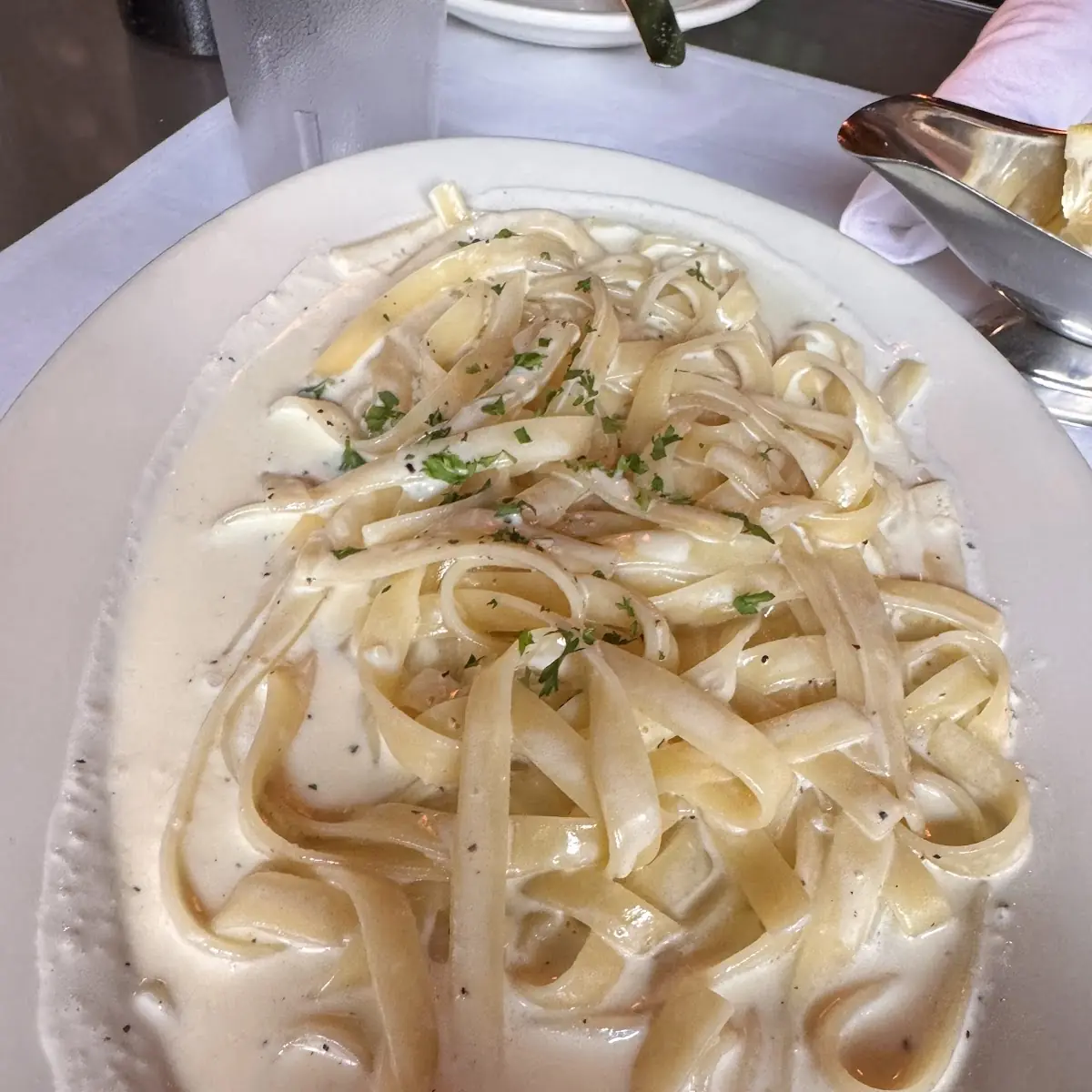 Fettuccine Alfredo