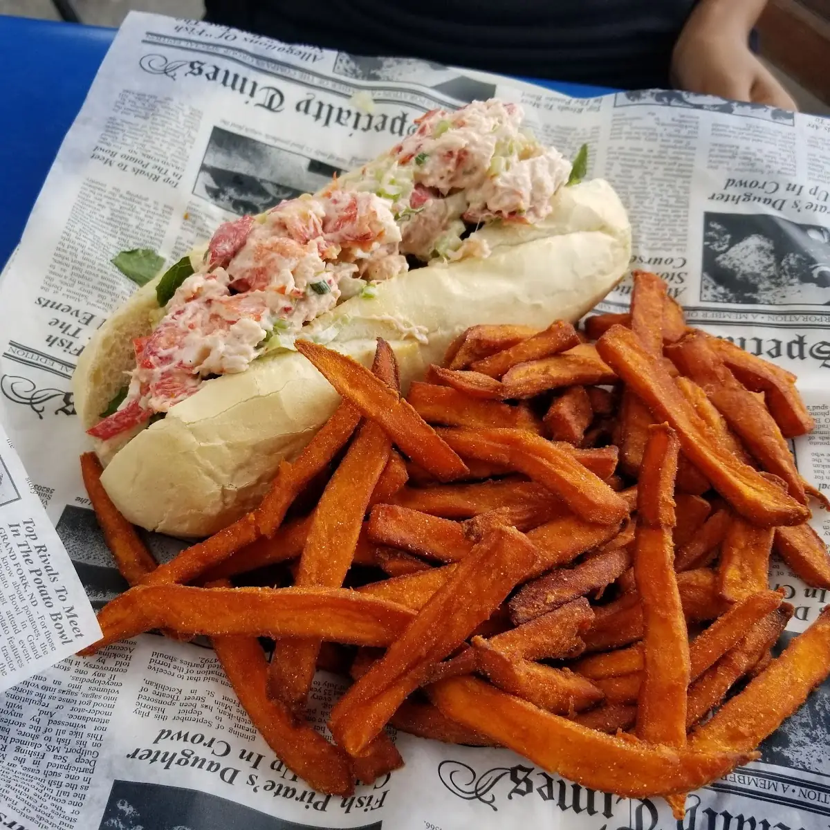 Hot Lobster Roll