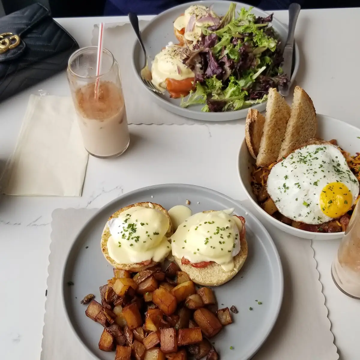 Traditional Eggs Benedict