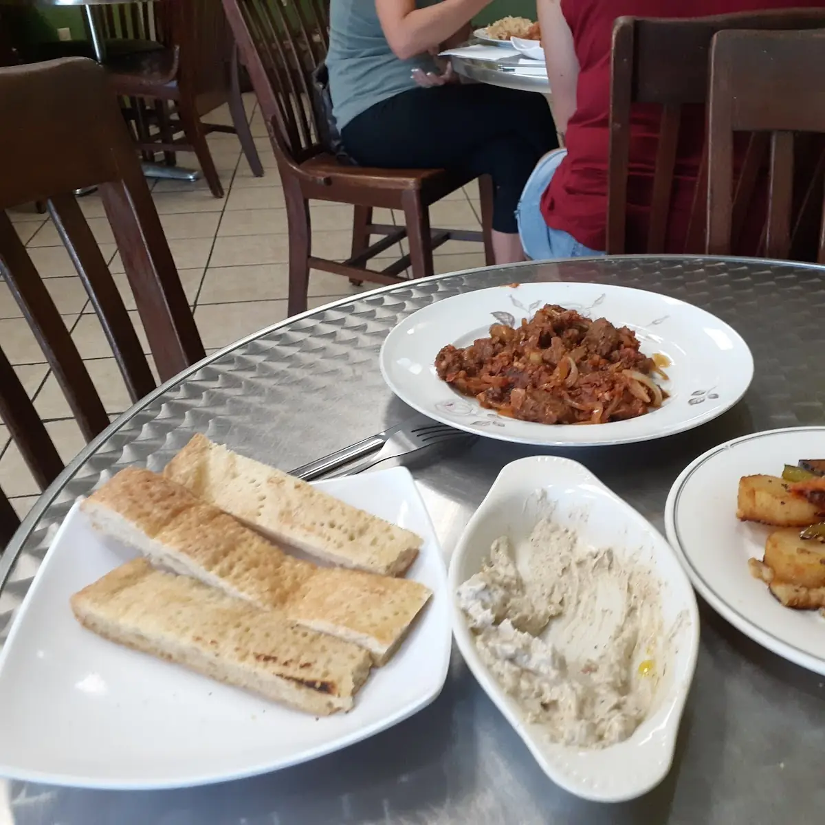 Banjan Eggplant with Garlic Sauce