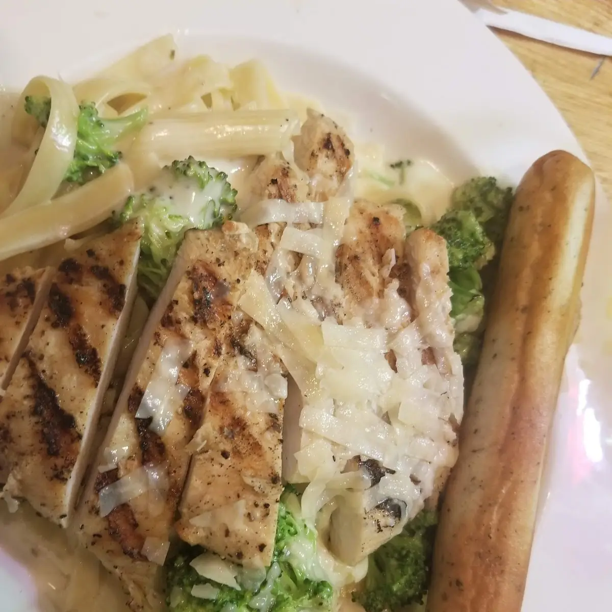 Chicken Broccoli Alfredo