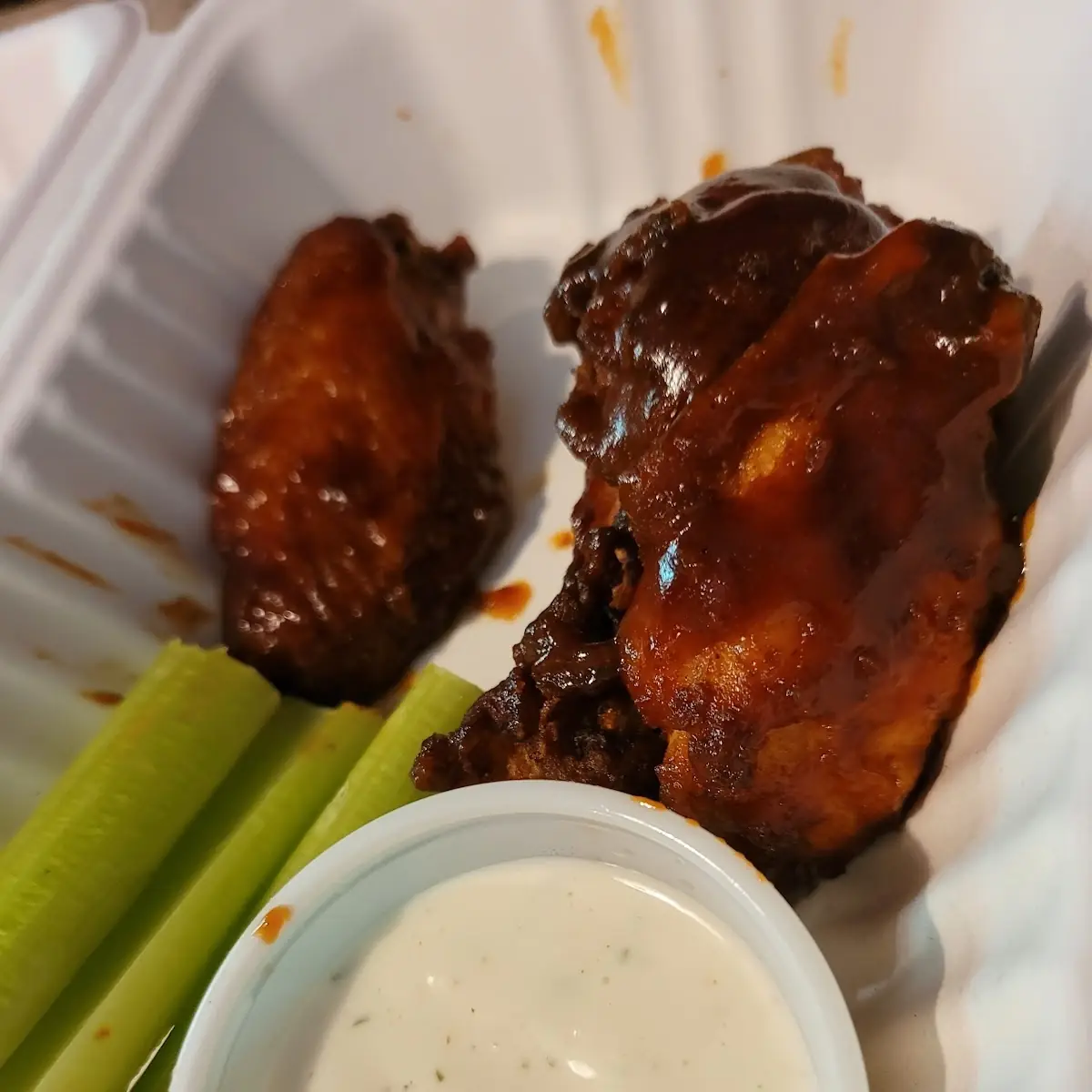 Geri's Chicken Wings Hot & Spicy