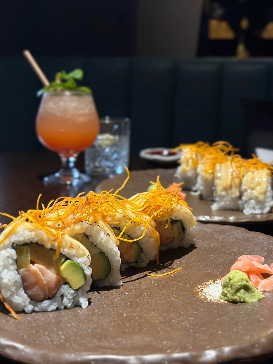 Golden Dragon Roll, Yamashita Japanese Restaurant