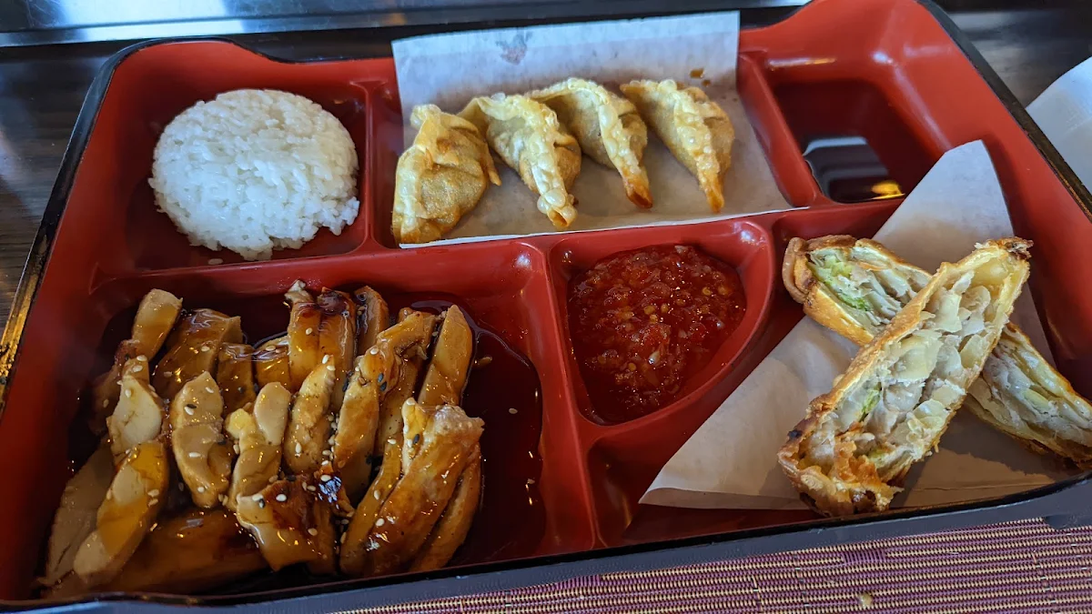 Gyoza Roll