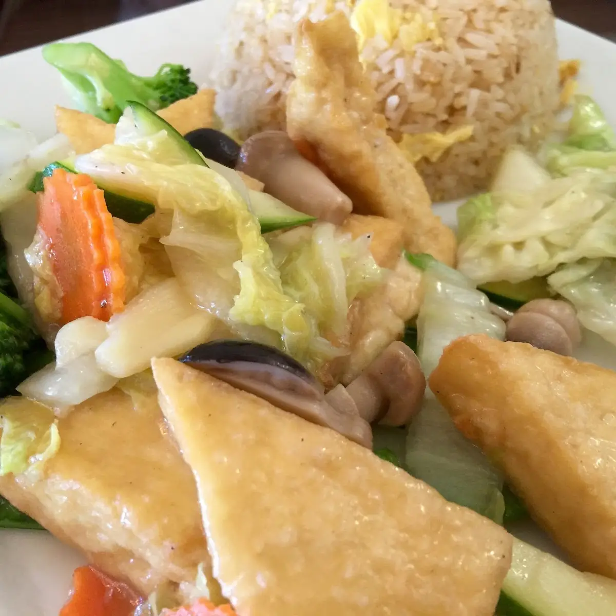 Vegetable with Fried Tofu